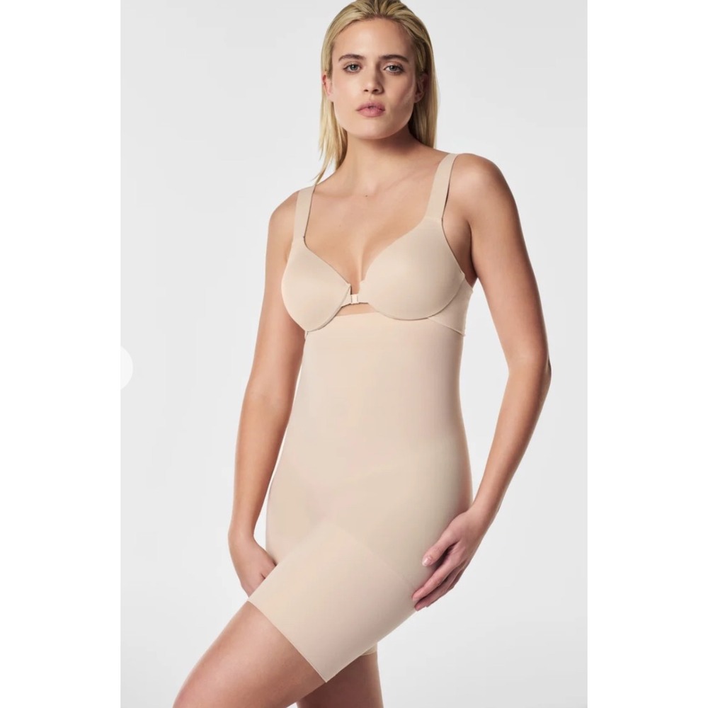 Spanx Power Series Beige Hi-Waist Mid Thigh Higher Power Shaper Shorts, XL